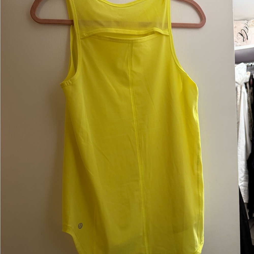 LuluLemon Athletica - Sculpt Tank Top,
Highlight Yellow, Size 4/M, New w/out tag